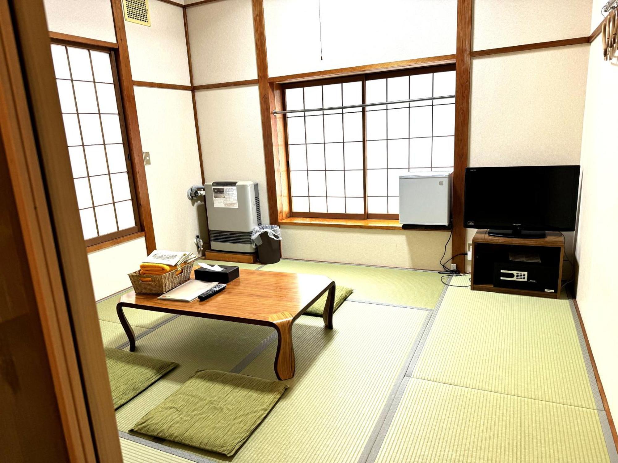 Nozawaonsen Guest House Miyazawa Esterno foto